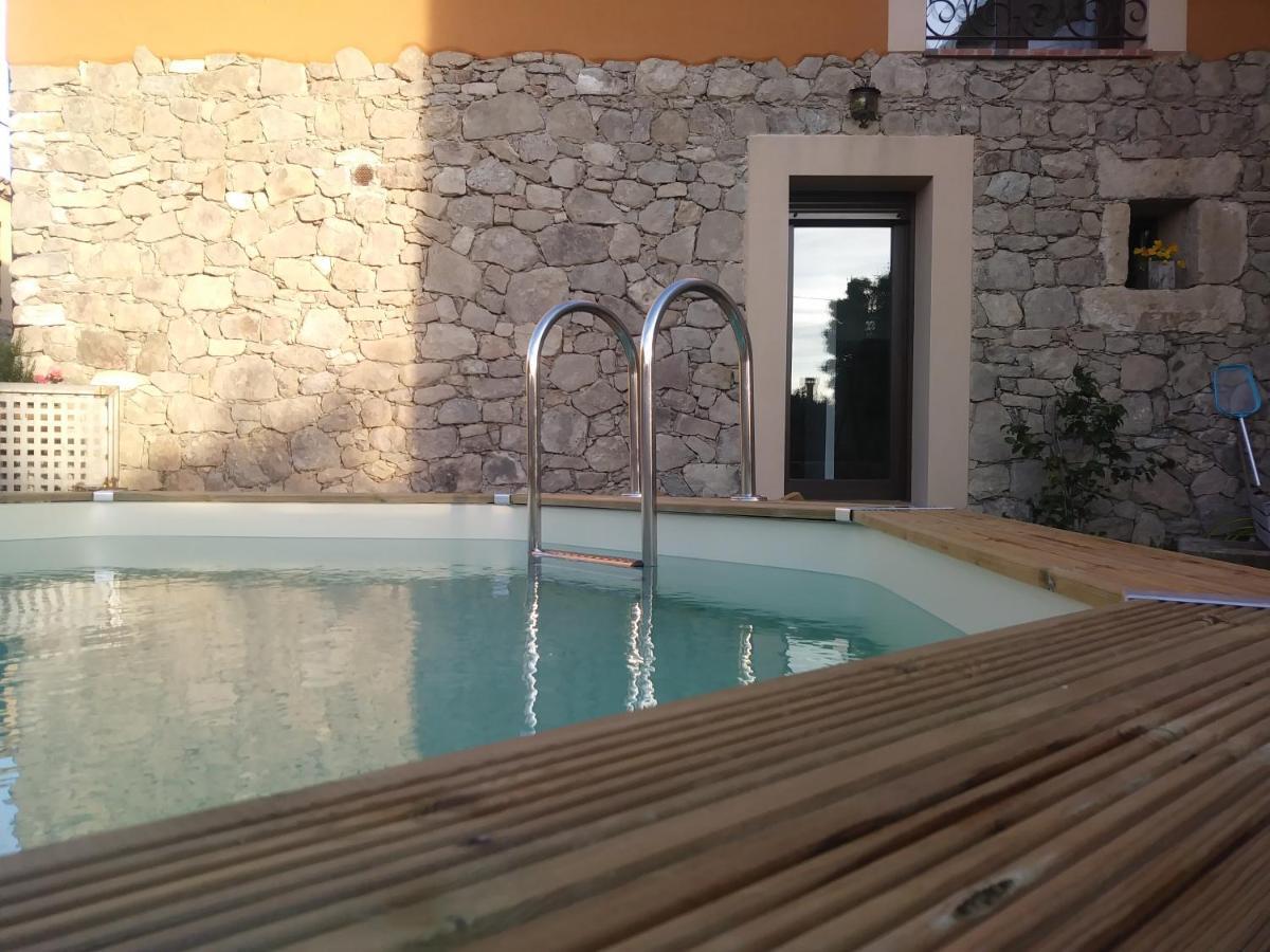 La Salceda Villa Torre Val De San Pedro Eksteriør bilde